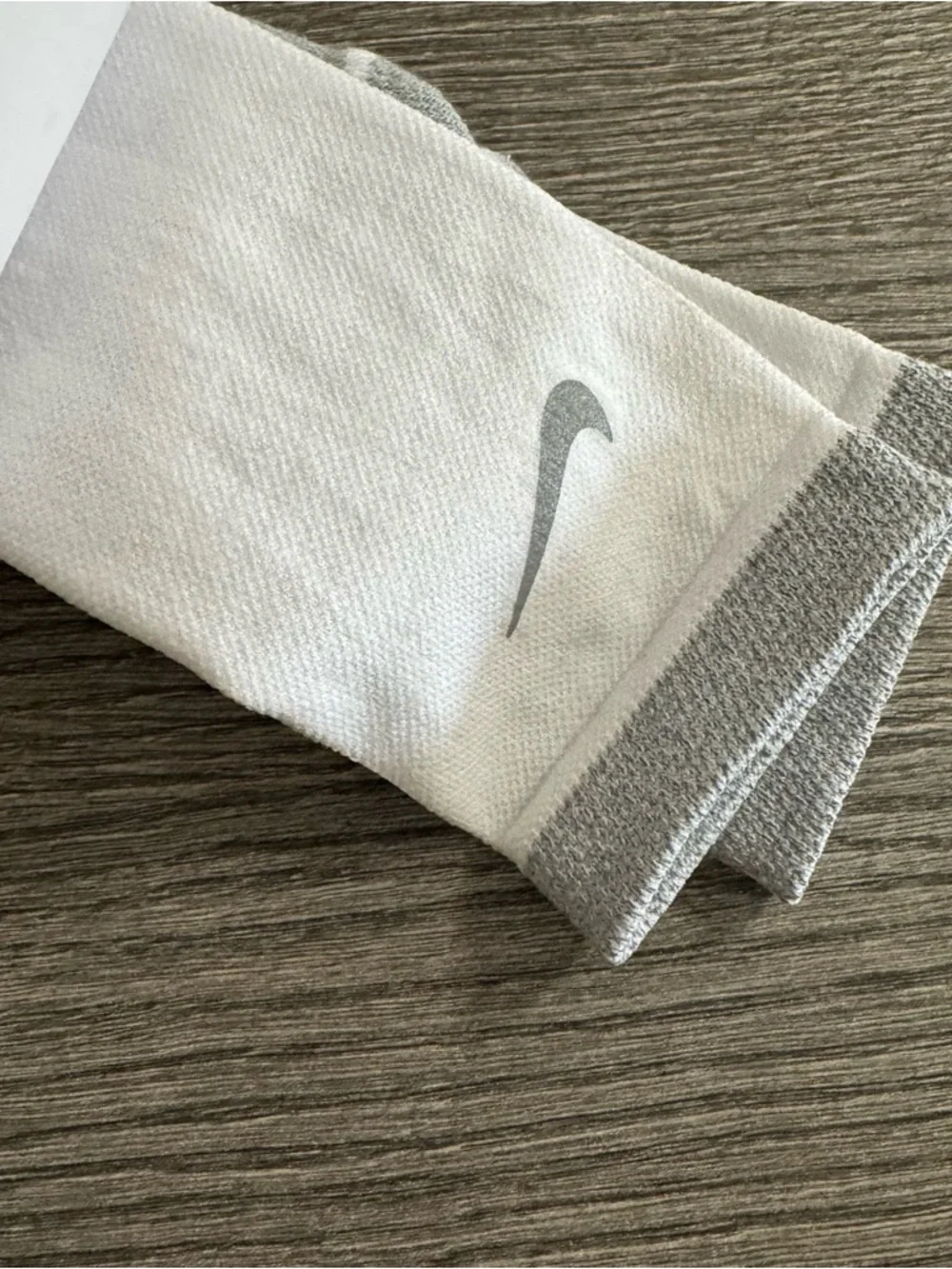 Nike msrp $20